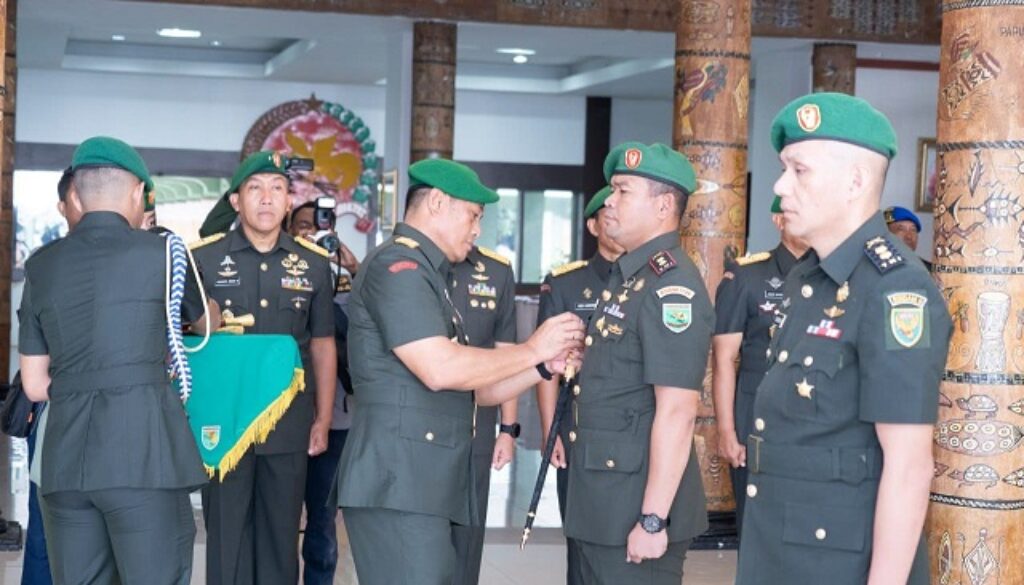 Empat Dandim dilantik Pangdam Cenderawasih Mayjen TNI Isak Pangemanan