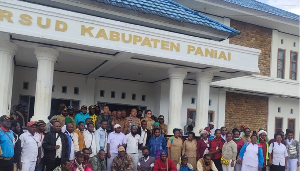 Para Tenaga Nakes RSUD Madi Enarotali di Kabupaten Paniai Provinsi Papua Tengah Para Tenaga Nakes RSUD Madi Enarotali di Kabupaten Paniai Provinsi Papua Tengah