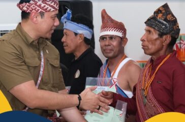 Menteri AHY serahkan sertipikat TORA
