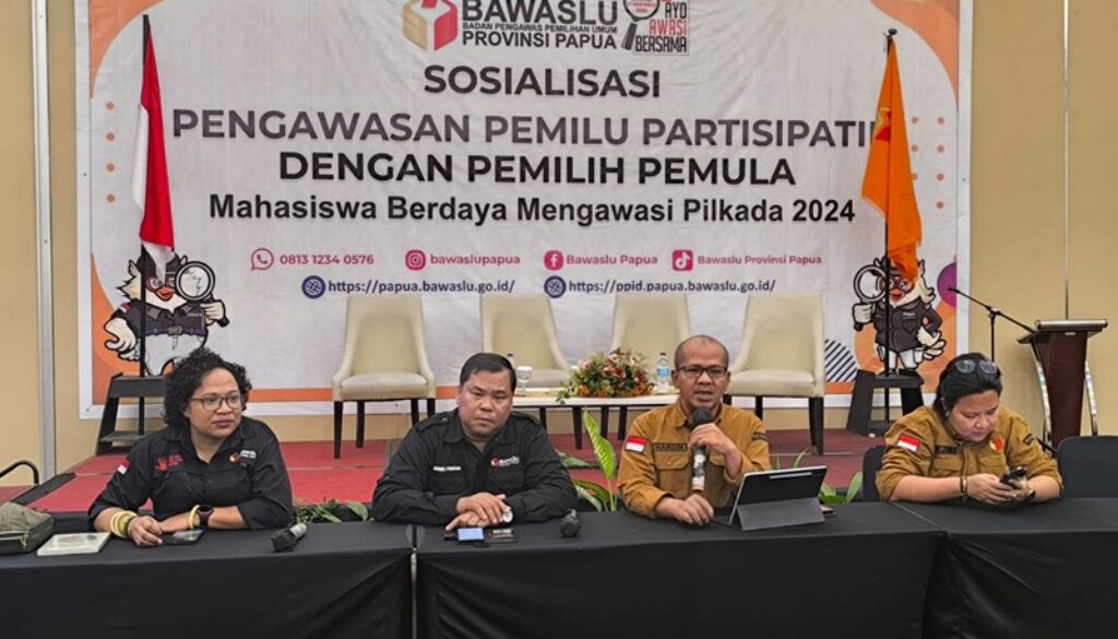 Bawaaslu Papua saat menggelar jumpa pers Bawaaslu Papua saat menggelar jumpa pers