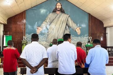 Cawagub Papua Yermias Bisai saat berada di GKI Klasis ‘Efata’ Puyoh Besar, Kampung Putali, Distrik Embungfau, Kabupaten Jayapura