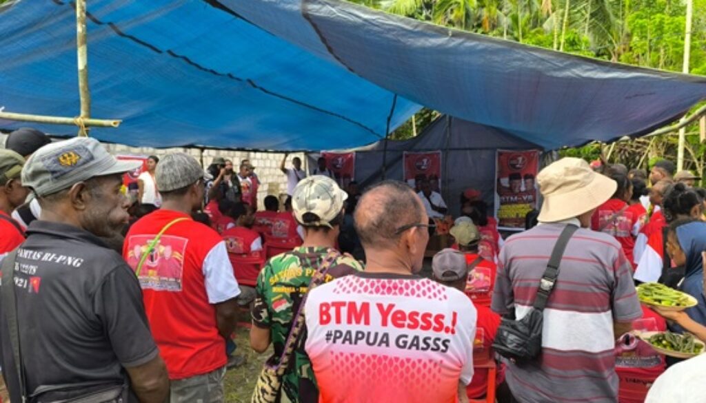 Suasana kampanye Cawagub Yermias Bisai di Distrik Waris Suasana kampanye Cawagub Yermias Bisai di Distrik Waris