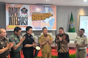 Pembukaan Rapat Integrasi masalah Pertanahan oleh Pj Gubernur Papua Ramses Limbong