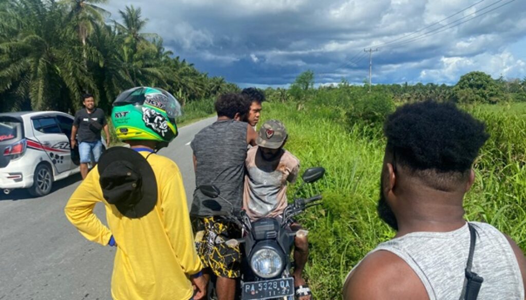 DS pelaku pencurian kabel di Arso saat diringkus Polres Keerom DS pelaku pencurian kabel di Arso saat diringkus Polres Keerom
